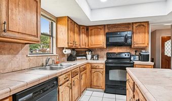 5605 Blair Oaks Dr, The Colony, TX 75056