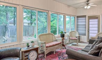 105 Valderrama Dr, Benton, AR 72015