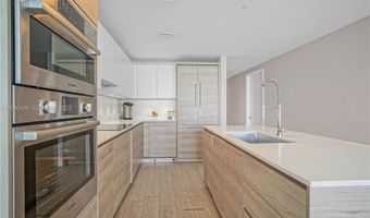 10201 E Bay Harbor Dr 601, Bay Harbor Islands, FL 33154