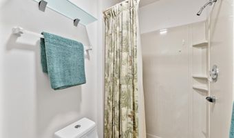 4 DEERFIELD Ct, Bordentown, NJ 08505