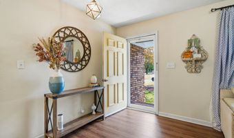 5080 Maryland Dr NW, Acworth, GA 30101