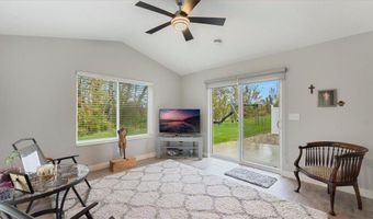 423 Old Glory Dr NE, Alexandria, MN 56308