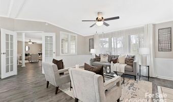140 Sanford Ln, Badin Lake, NC 28127