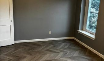 412 Oak St 1, Allentown, PA 18102