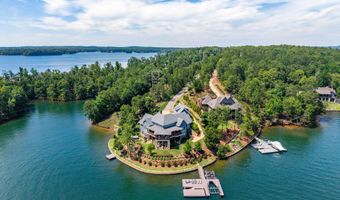 114 Sailors Pt, Alexander City, AL 35010