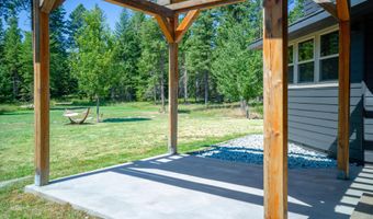 10570 E FAR CRY Rd, Athol, ID 83801