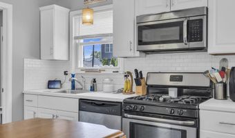 1332 Longboat Ave, Beachwood, NJ 08722