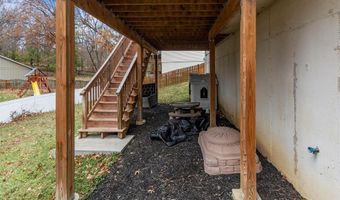 413 Holly Garden Ct, Ballwin, MO 63021