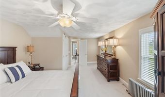 2 Wilson St, Bristol, RI 02809