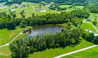 106 DK Ranch Ln, Ashland, KY 41102