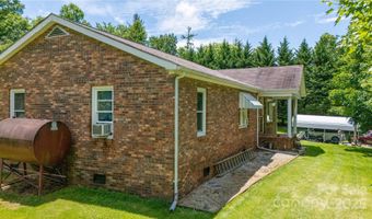 1424 Bear Creek Rd, Bakersville, NC 28705