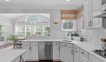 1813 Venezia Way, Apex, NC 27502