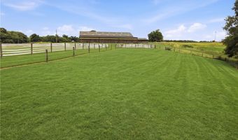 129 Littell Rd, Aliquippa, PA 15001