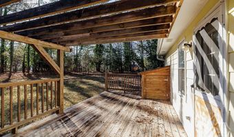 135 Longbranch Ct, Athens, GA 30605