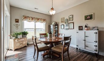 1611 Breca Ridge Dr 4, Anamosa, IA 52205