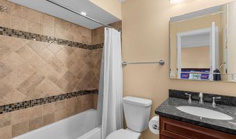 6932 ALPINE Dr, Annandale, VA 22003