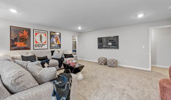 2407 CHAN Dr, Adel, IA 50003