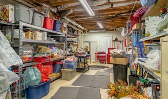 45 Edgewater Dr, Albany, KY 42602