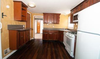 131 Veeder Ln, Bayville, NJ 08721
