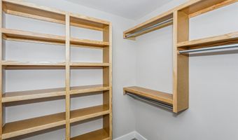 313 W Boxthorn, Andover, KS 67002