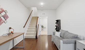 42045 BERKLEY HILL Ter, Aldie, VA 20105