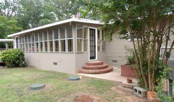 601 E GLADE Rd, Anniston, AL 36206