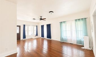 203 N Walnut St, Anderson, MO 64831