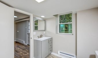 19427 Mercedes Dr, Abingdon, VA 24210