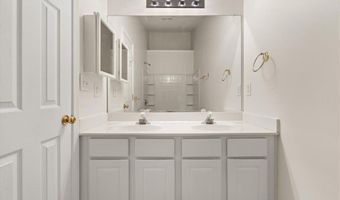3263 Hidden Cove Cir, Peachtree Corners, GA 30092