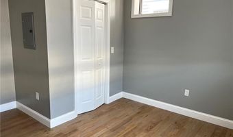155 Main St 1, East Greenwich, RI 02818