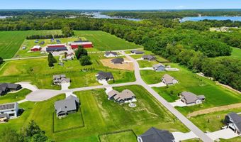 15 Kodak Ln, Angola, IN 46703