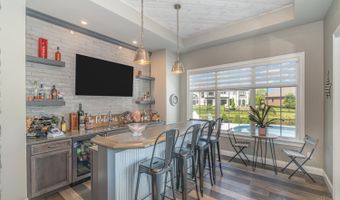 8659 Coveview Ct, Deerfield, OH 45040