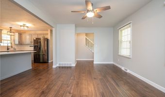 1768 Celeste Cir, Austintown, OH 44511