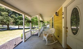 3 Carleton Ct, Amherst, NY 14221