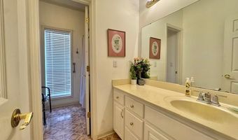 306 Hickory Ln, Batesville, MS 38606