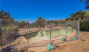 3430 Chaney Trl, Altadena, CA 91001