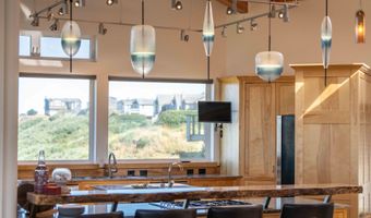 2770 WHALE WATCH Way, Bandon, OR 97411