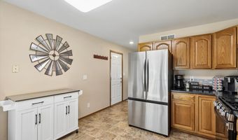 5414 Schubert St, Ames, IA 50014