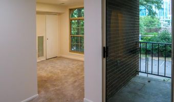 3376 WOODBURN Rd 24, Annandale, VA 22003