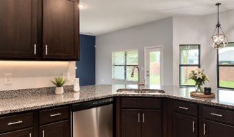 226 LAKE VISTA Dr, Auburndale, FL 33823