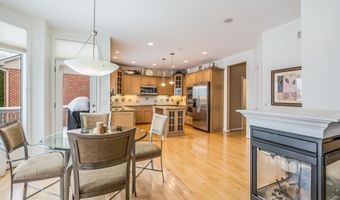 5401 Pinnacle Ct, Ann Arbor, MI 48108