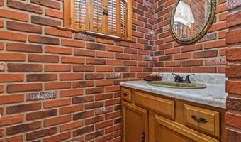 121 Banning Ave, Ashland, OH 44805