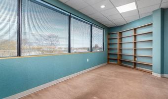 70 Jefferson Blvd 301, Warwick, RI 02886