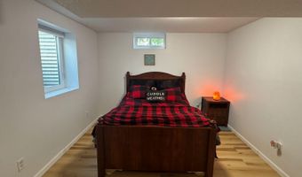 504 14th St NW, Austin, MN 55912