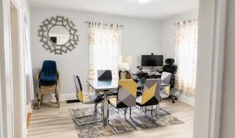 122 Whitney St, Auburn, ME 04210