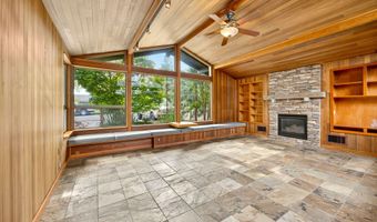 767 Twin Pines Cir, Ashland, OR 97520