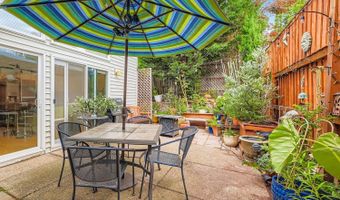 14567 SW RED MAPLE Ln, Beaverton, OR 97007