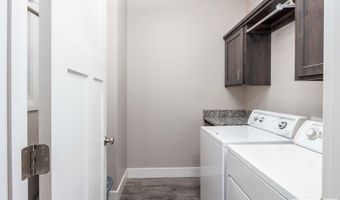 1870 47th N, Ammon, ID 83401