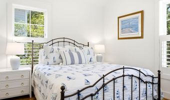 18 Three Flipper Trl, Bald Head Island, NC 28461