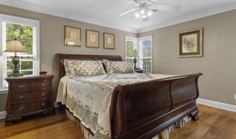 1099 Campbell Dr, Biloxi, MS 39532